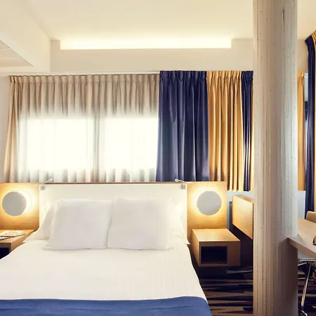 Mercure Roma Centro Colosseo Esterno foto
