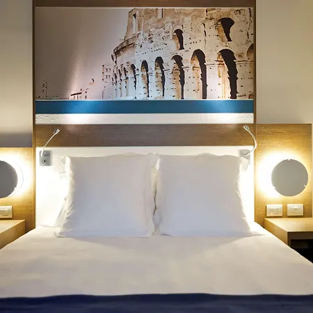 Mercure Roma Centro Colosseo Esterno foto